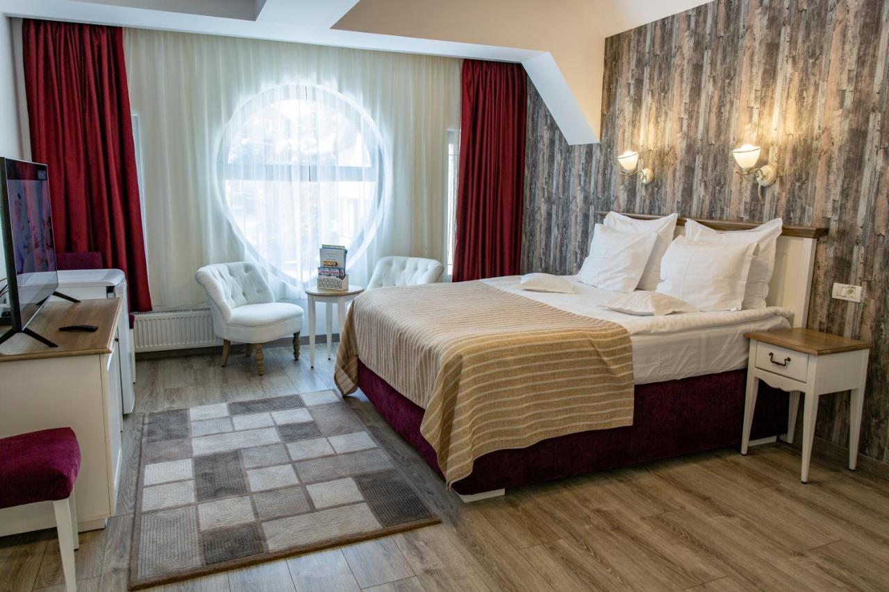 Pensiunea Carmen'S Mansion B Sinaia Eksteriør billede