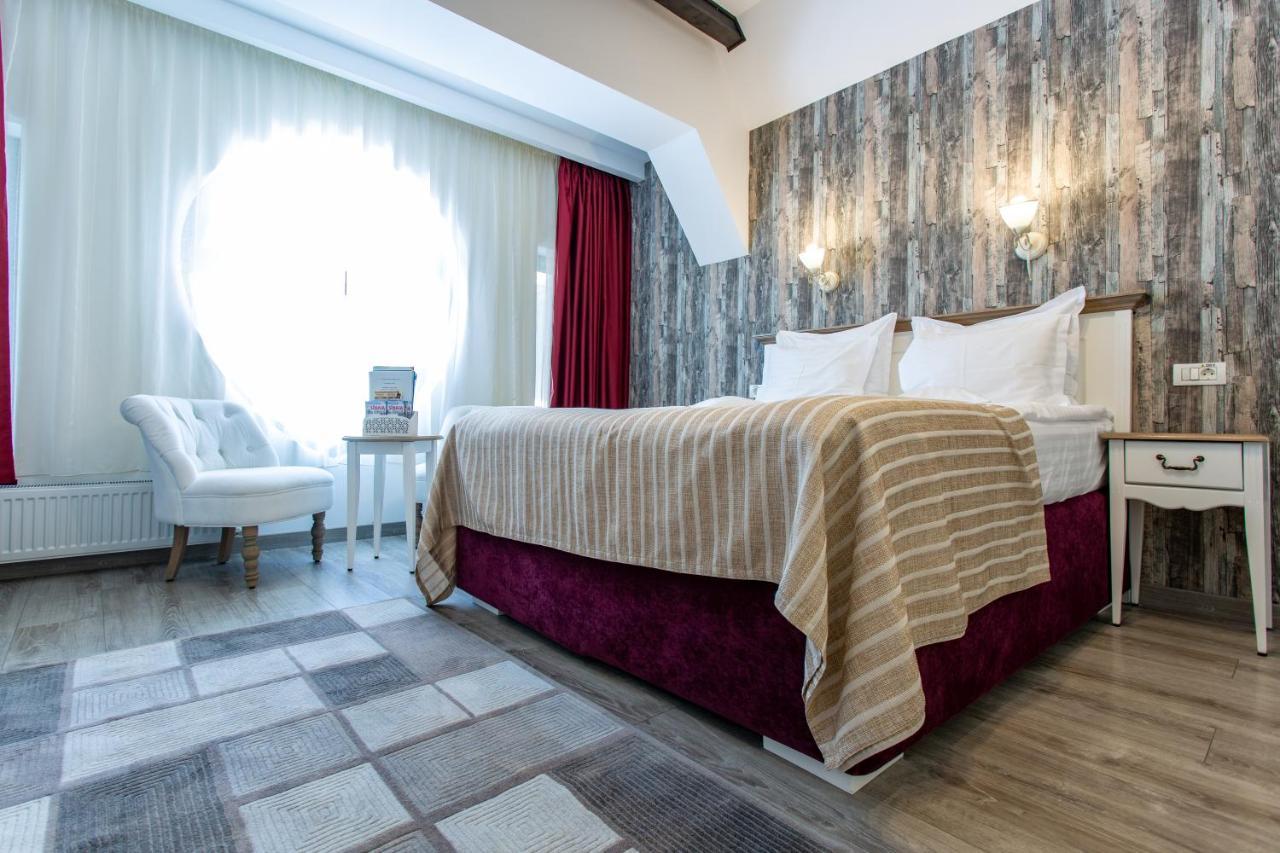 Pensiunea Carmen'S Mansion B Sinaia Eksteriør billede